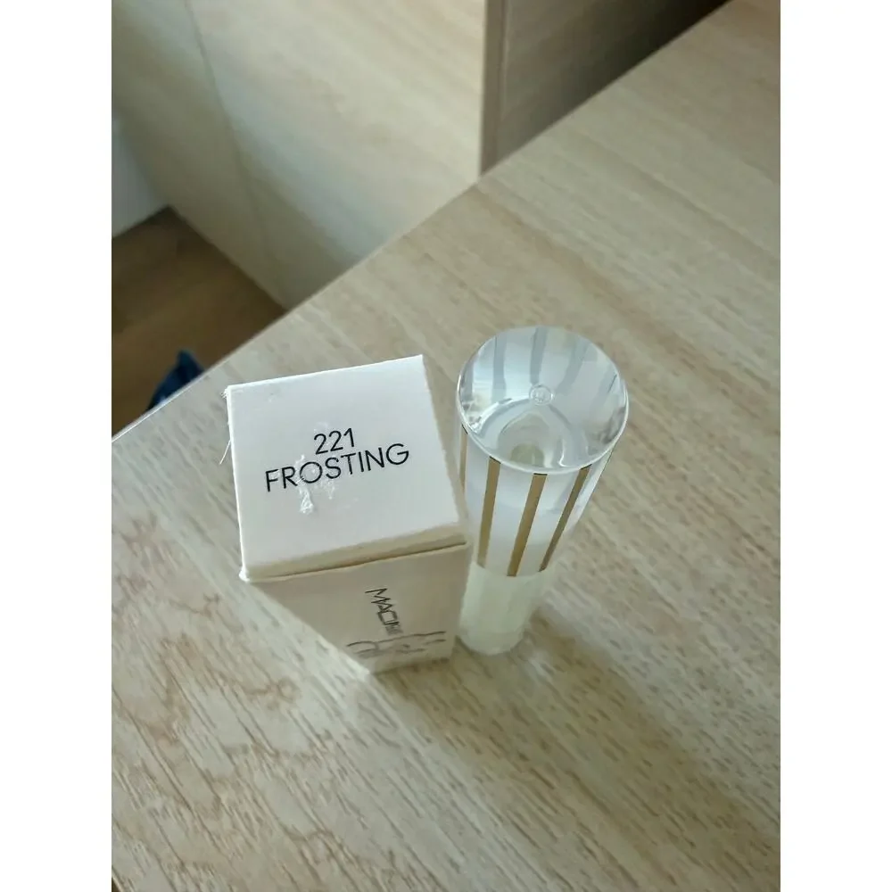 MAC Cosmetics brand new